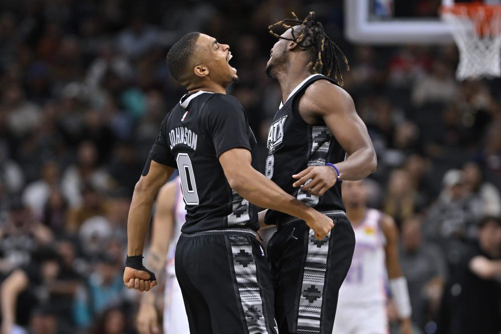 托领衔攻击 托领衔攻击