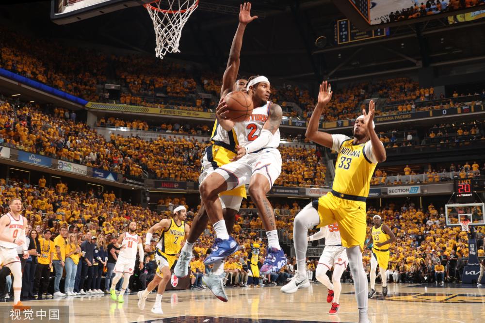 队友的拥抱 队友的拥抱